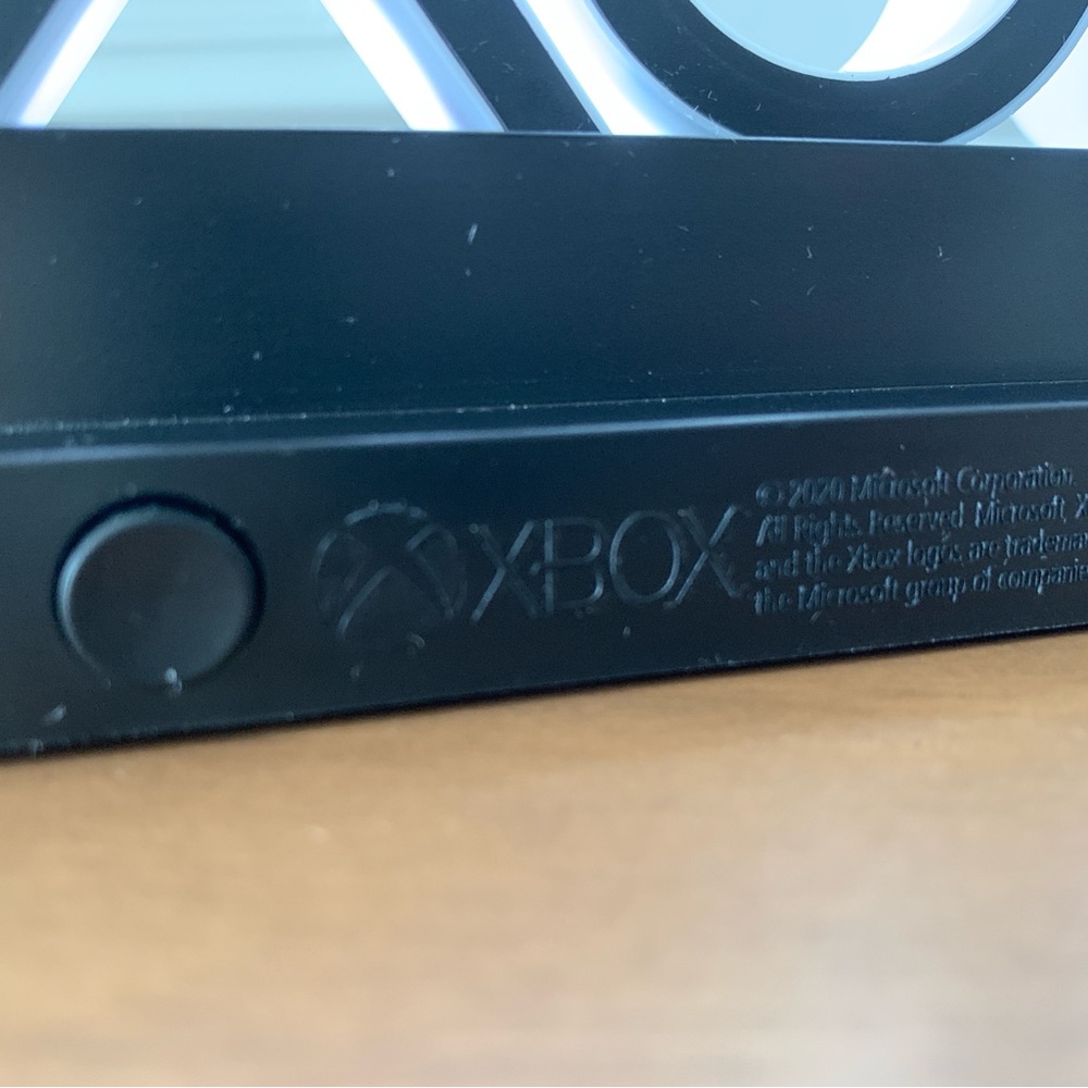 Xbox Logo LED Desk Decorative Light - Picture 7 of 7